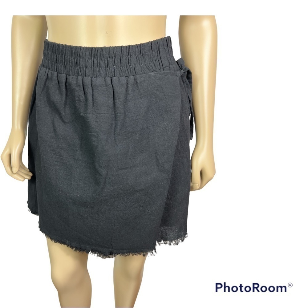 Hem & Thread Black Faux Wrap Skirt Black Fringe Hem Detail Sz S- NWT